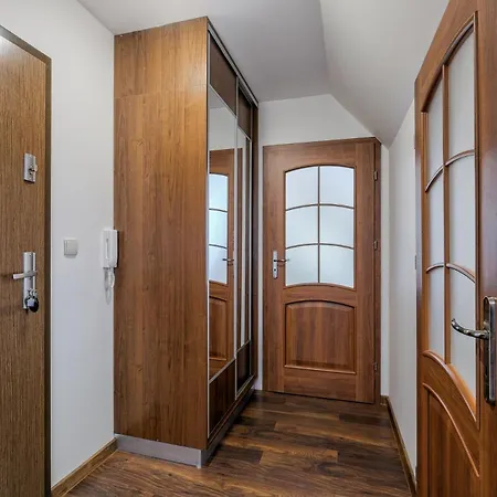 Апартаменти Nr 17 Z 2 Sypialniami I Widokiem Na Gory, Odkryj-zakopane *